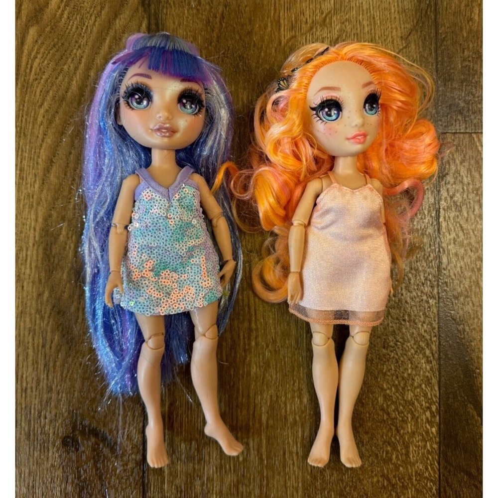 MGA Rainbow High Violet Willow & Poppy Rowan‎ Fashion Dolls Lot Butterfly Clips